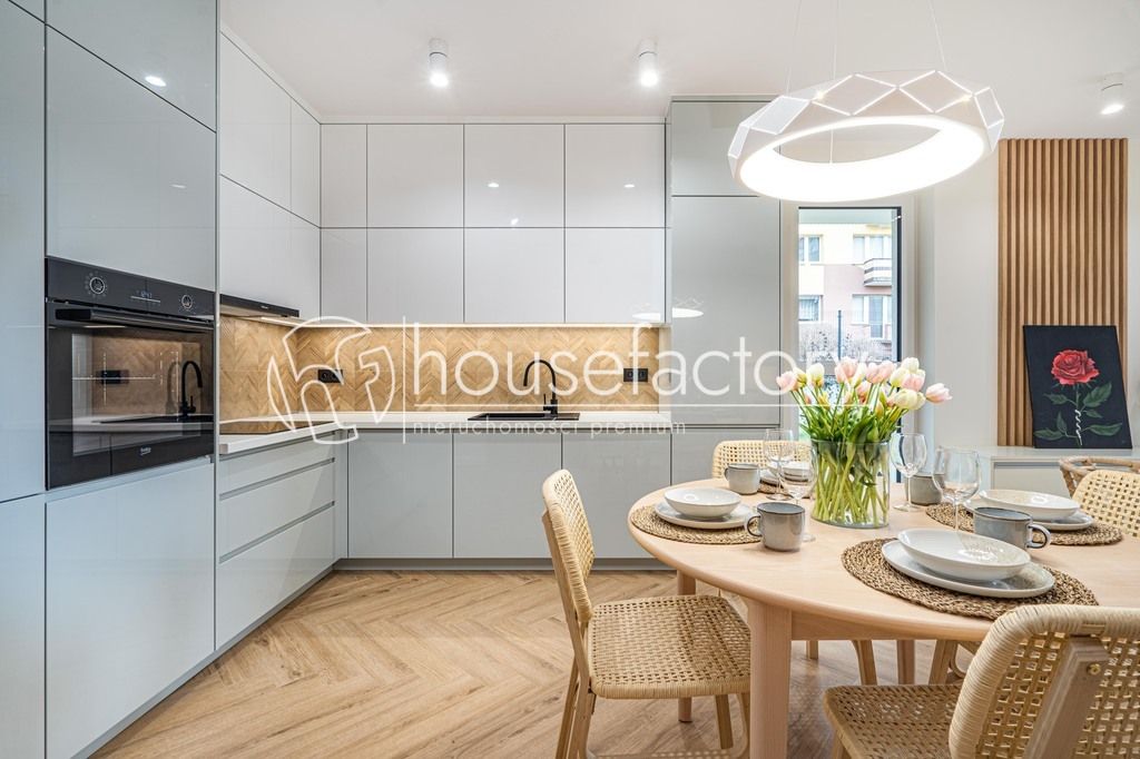 Mieszkanie 3-pokojowe Łódź, ul. Maratońska. Zdjęcie 1