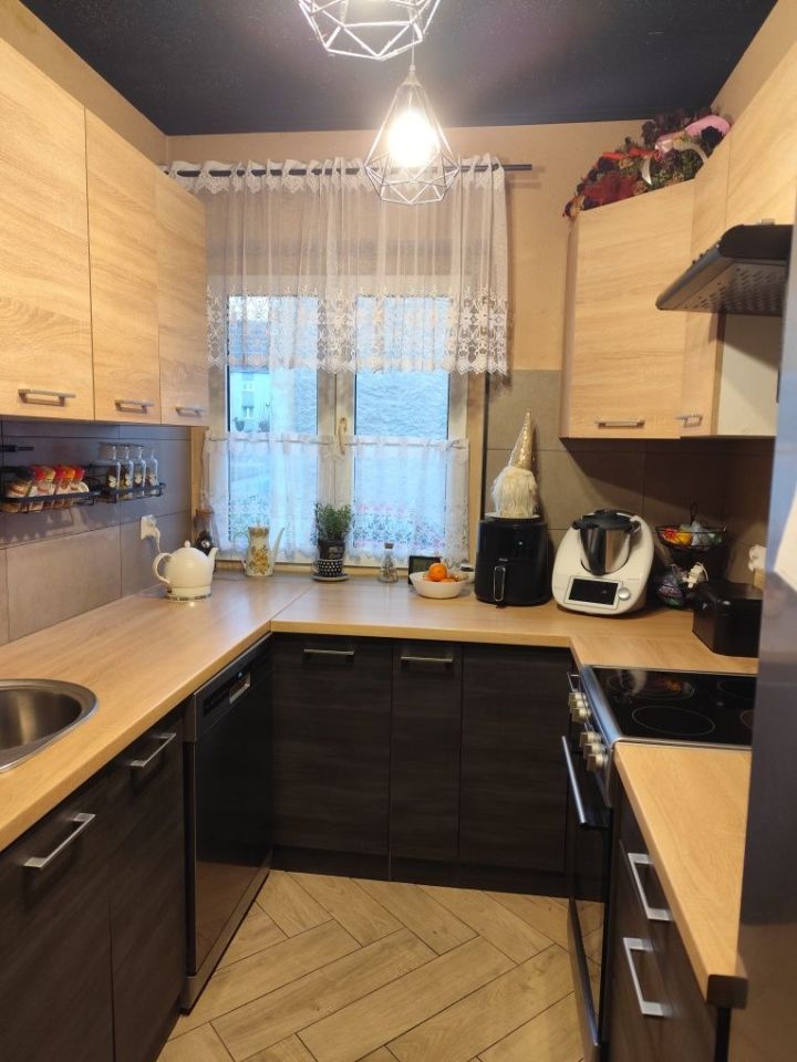 Mieszkanie 4-pokojowe Olszanica. Zdjęcie 6