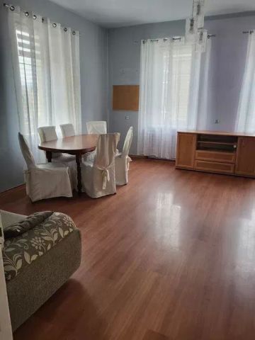 Mieszkanie 3-pokojowe Jelenia Góra Cieplice Śląskie-Zdrój. Zdjęcie 1