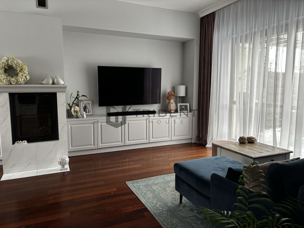 dom szeregowy, 5 pokoi Piaseczno. Zdjęcie 2