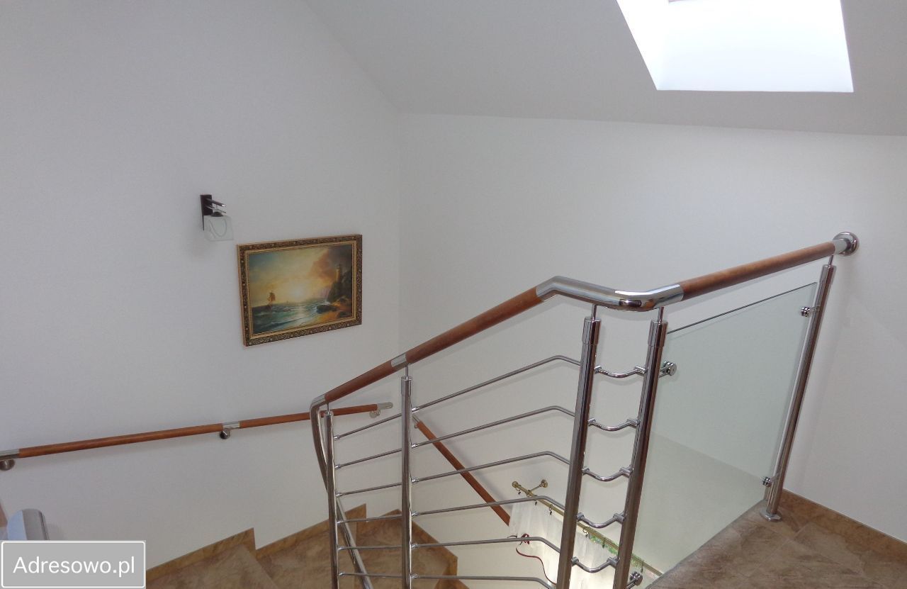 bliźniak, 8 pokoi Łazy. Zdjęcie 18