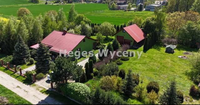 dom wolnostojący, 3 pokoje Czernica. Zdjęcie 1