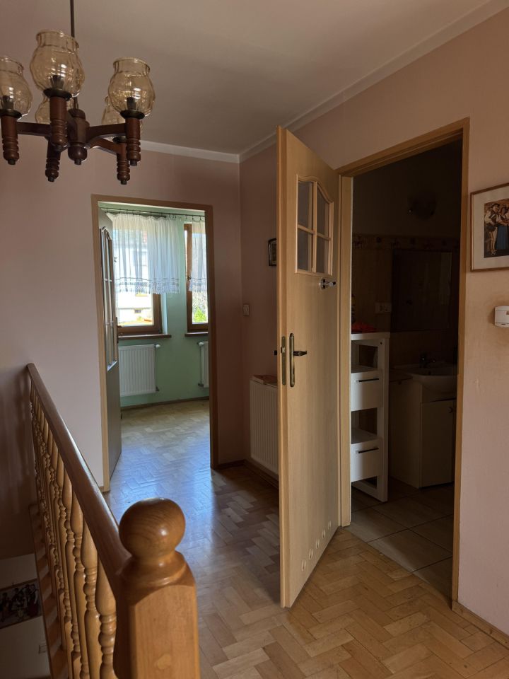 dom szeregowy, 4 pokoje Bielsko-Biała Hałcnów, ul. Józefa Braka. Zdjęcie 16