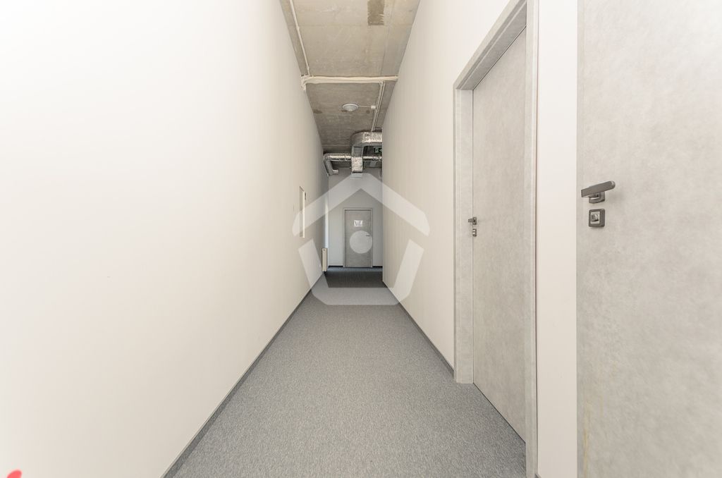 Hala/magazyn Łąka. Zdjęcie 12