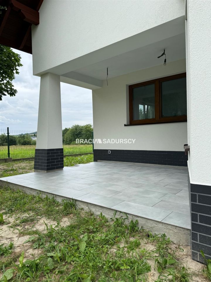 dom wolnostojący, 5 pokoi Rybna, ul. Słonecznikowa. Zdjęcie 3