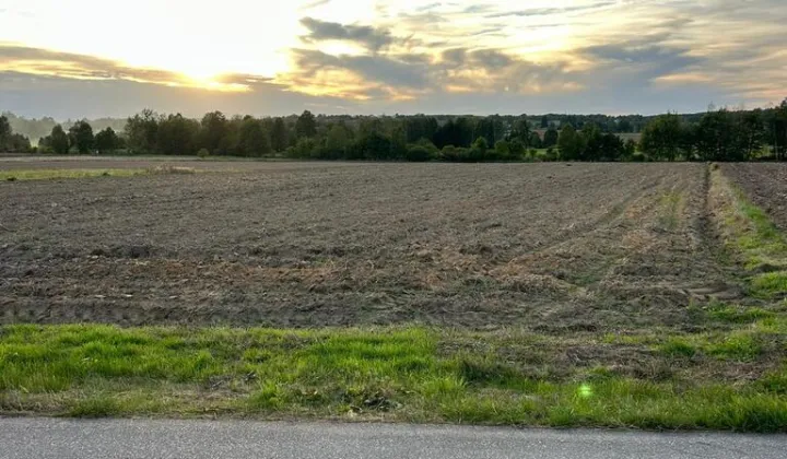 Działka budowlana Straszów