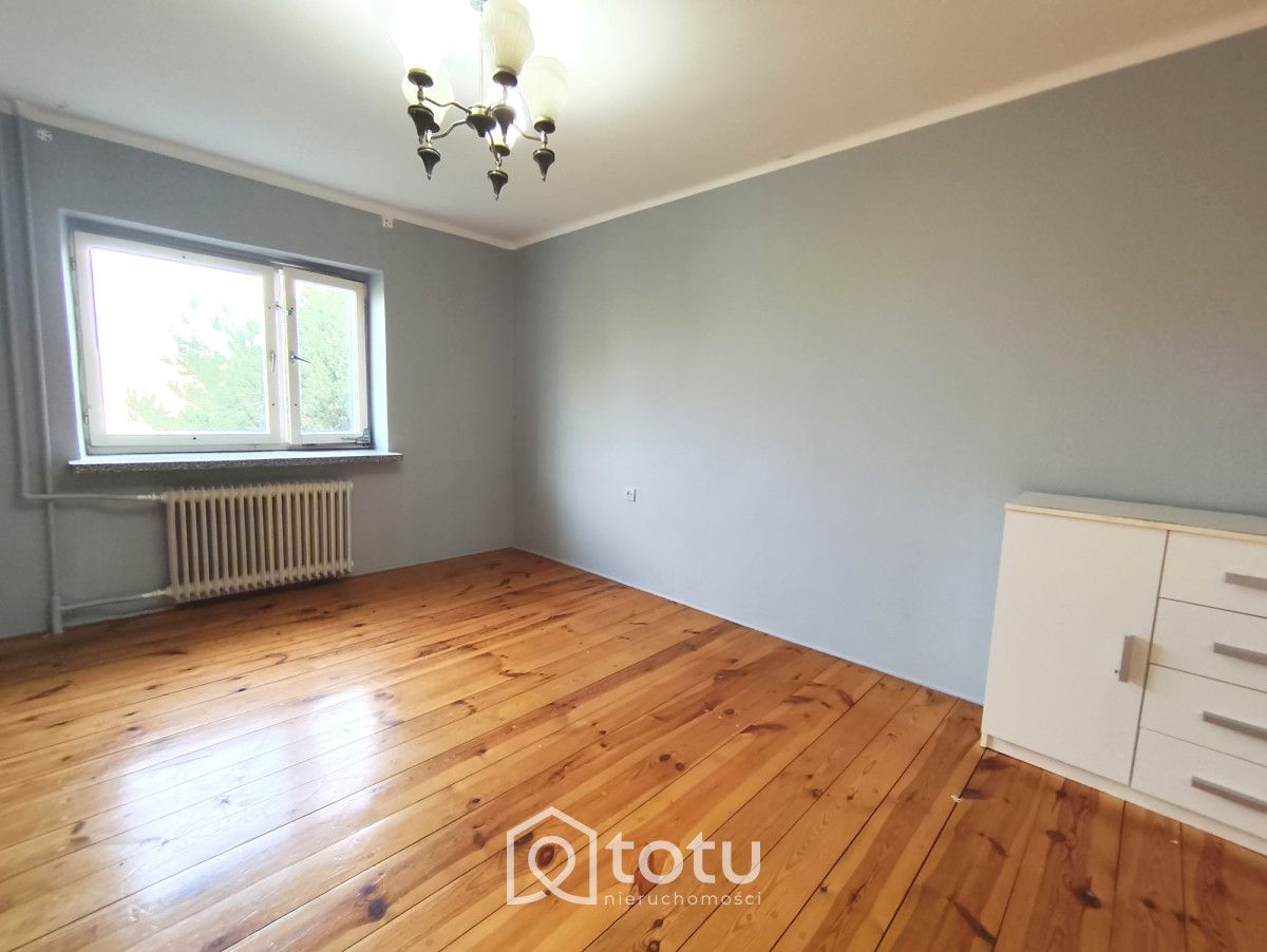 dom wolnostojący, 5 pokoi Jasienica, ul. Okopowa. Zdjęcie 2