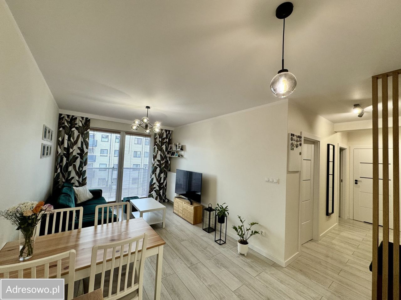 Mieszkanie 3-pokojowe Wrocław Oporów, ul. Władysława Chachaja. Zdjęcie 1