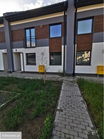 Mieszkanie 3-pokojowe Marki Struga, ul. Grażyny. Zdjęcie 1