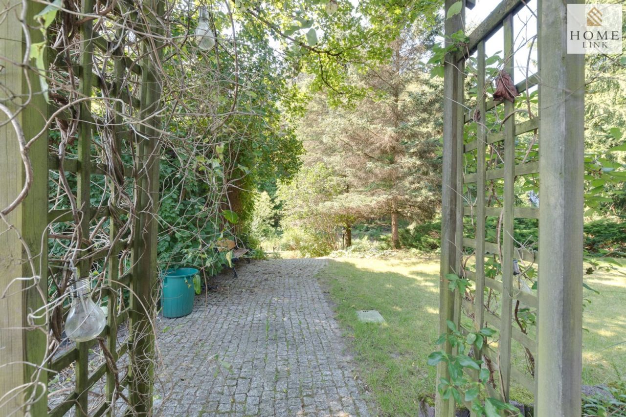 dom wolnostojący, 5 pokoi Guzowy Piec. Zdjęcie 21