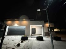 dom wolnostojący, 3 pokoje Radom Malczew, ul. Główna. Zdjęcie 1