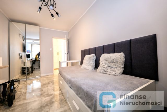 Mieszkanie 3-pokojowe Skierniewice, ul. kpt. Mieczysława Hali. Zdjęcie 9