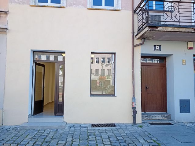 Lokal Paczków Centrum, rynek Rynek. Zdjęcie 1