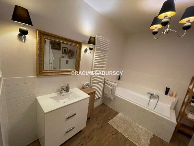 bliźniak, 5 pokoi Zerwana. Zdjęcie 15