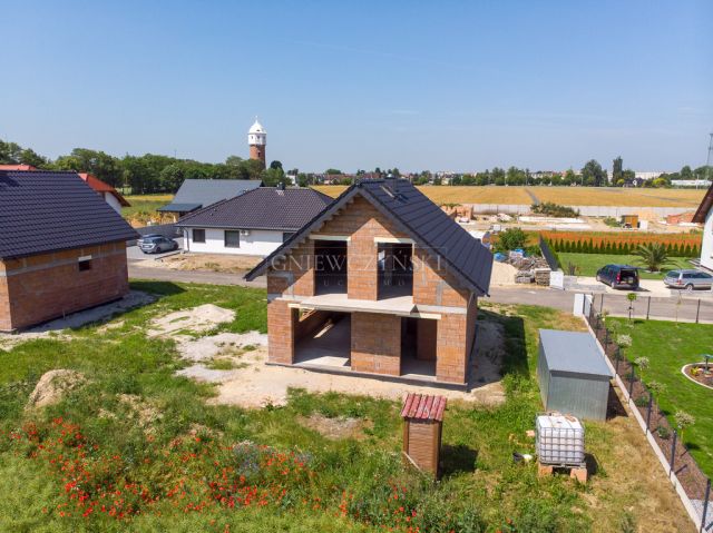 dom wolnostojący, 4 pokoje Grodków, ul. Zawadzkiego. Zdjęcie 2