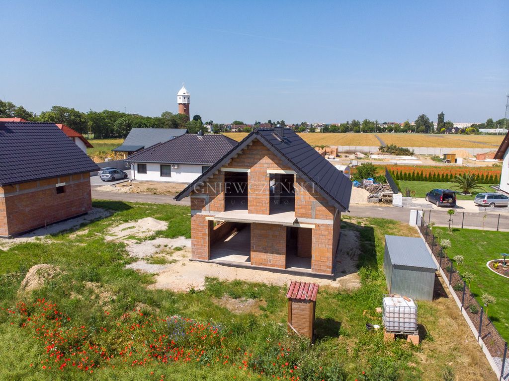 dom wolnostojący, 4 pokoje Grodków, ul. Zawadzkiego. Zdjęcie 2