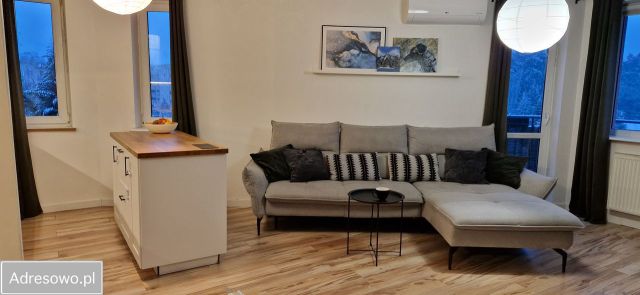 Mieszkanie 2-pokojowe Zielona Góra Centrum, ul. Cisowa. Zdjęcie 1