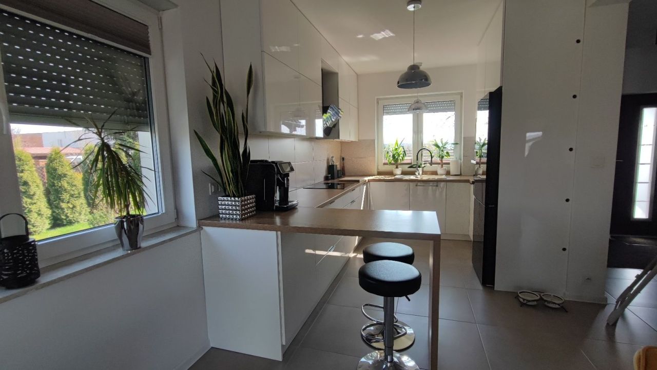 dom wolnostojący Rokietnica. Zdjęcie 2