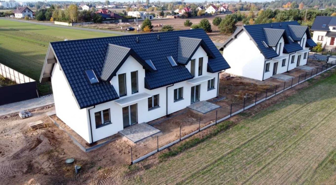 bliźniak, 5 pokoi Podole. Zdjęcie 3