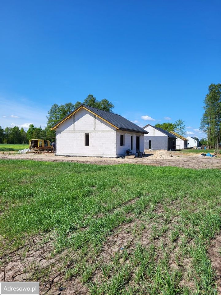 dom wolnostojący, 3 pokoje Cicha Góra. Zdjęcie 6