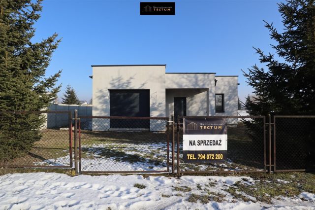 dom wolnostojący, 4 pokoje Srebrna Góra. Zdjęcie 1