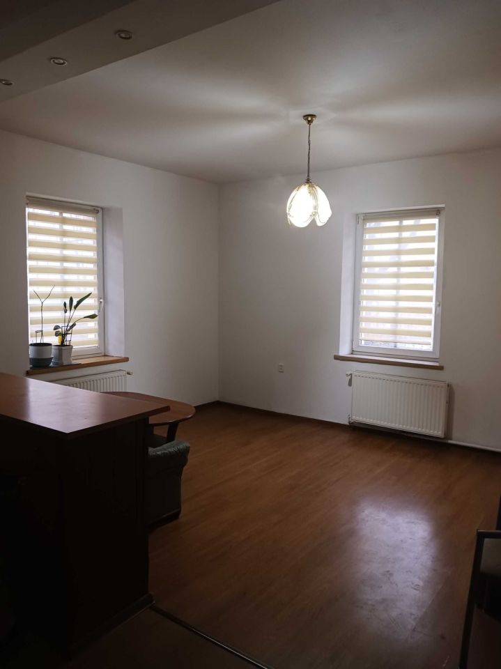 Mieszkanie 3-pokojowe Wałbrzych Biały Kamień, ul. gen. Władysława Andersa. Zdjęcie 2