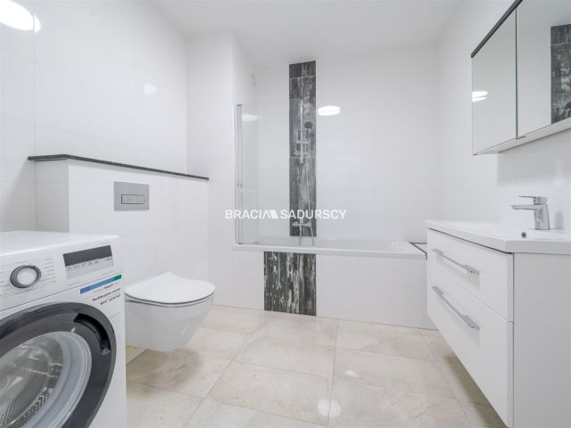 Mieszkanie 3-pokojowe Kraków Kliny, ul. bpa Albina Małysiaka. Zdjęcie 5