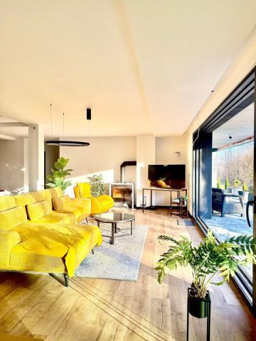 dom wolnostojący, 8 pokoi Grudna Dolna. Zdjęcie 4