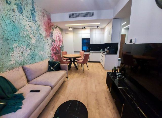 Mieszkanie 3-pokojowe Warszawa Wola, ul. Marcina Kasprzaka. Zdjęcie 1