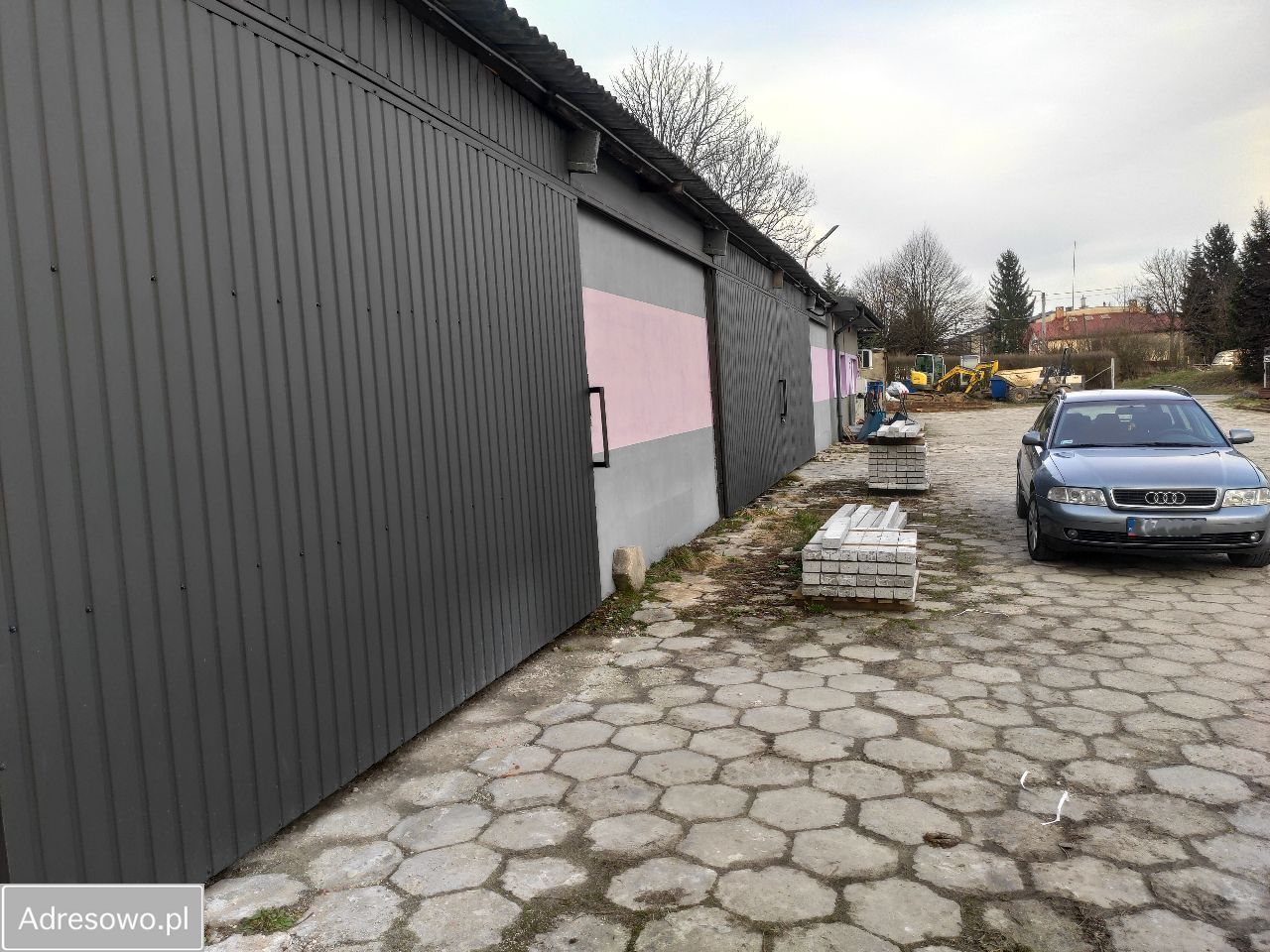 Hala/magazyn Moniaki. Zdjęcie 12