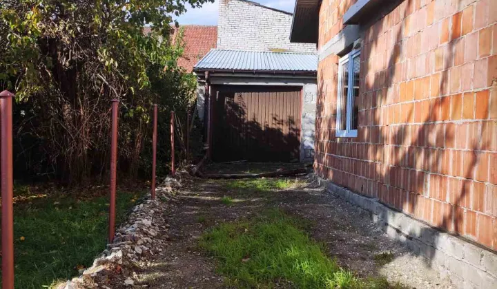 dom szeregowy, 5 pokoi Wiślica, pl. Solny