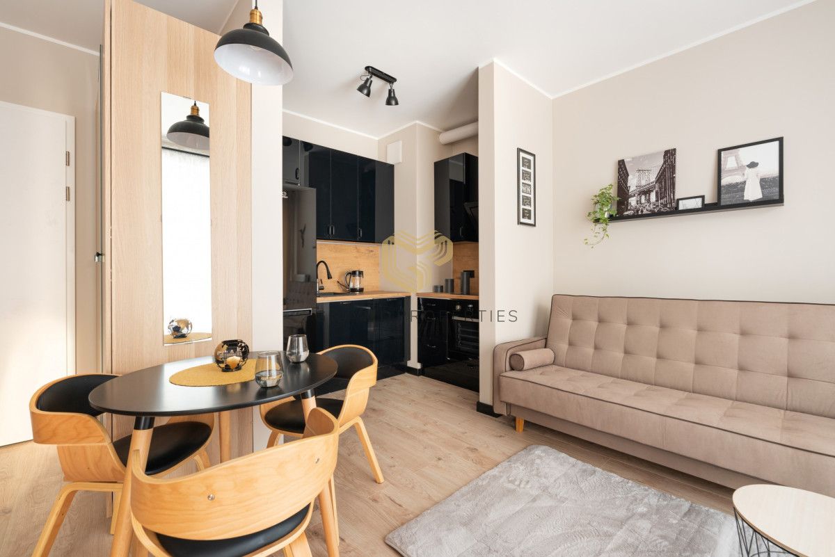 Mieszkanie 2-pokojowe Warszawa Mokotów, ul. Chrystiana Piotra Aignera. Zdjęcie 3