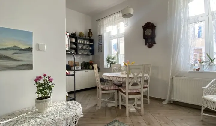 Mieszkanie 3-pokojowe Jelenia Góra Centrum, ul. Artura Grottgera