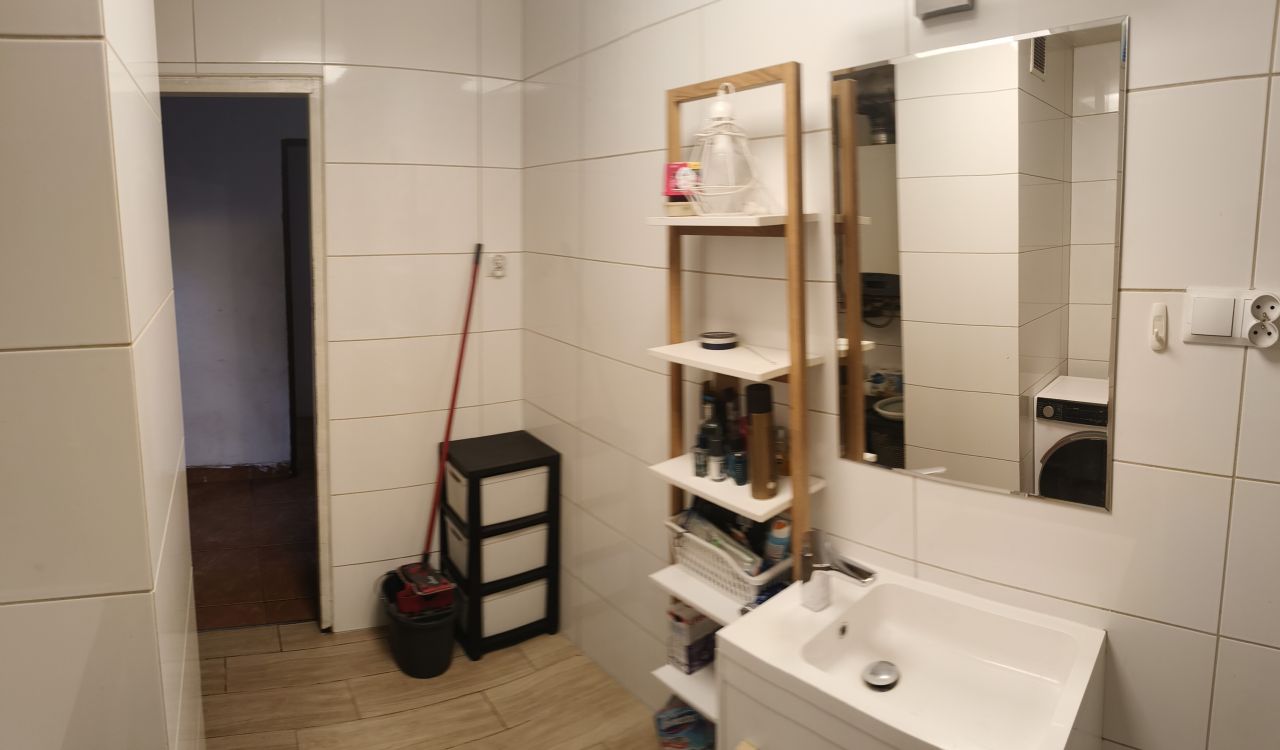 bliźniak, 4 pokoje Lasek, Jesieni. Zdjęcie 10