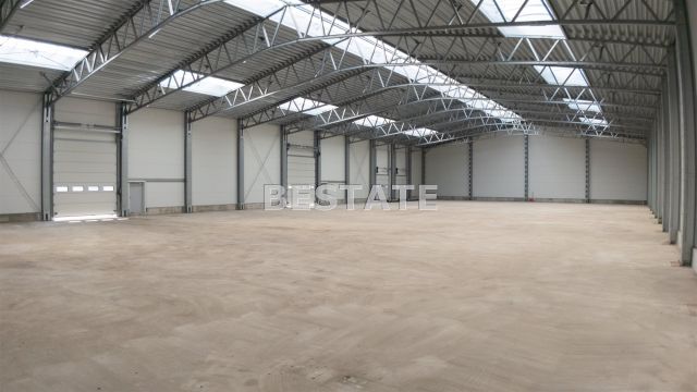 Hala/magazyn Tuszów Narodowy. Zdjęcie 3