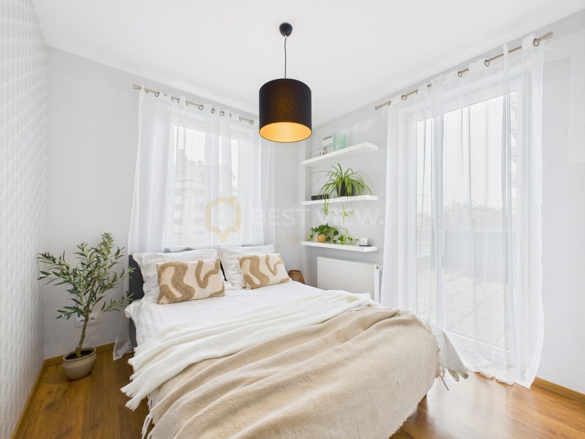 Mieszkanie 2-pokojowe Warszawa Ursus, ul. Starodęby. Zdjęcie 2