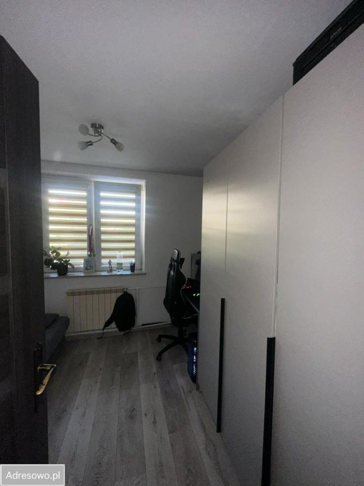 Mieszkanie 3-pokojowe Domaniewice. Zdjęcie 4