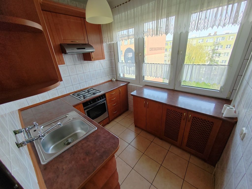 Mieszkanie 3-pokojowe Inowrocław, ul. Marii Curie-Skłodowskiej. Zdjęcie 2