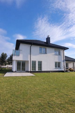 dom wolnostojący, 7 pokoi Ozorowice, ul. Pęgowska. Zdjęcie 1