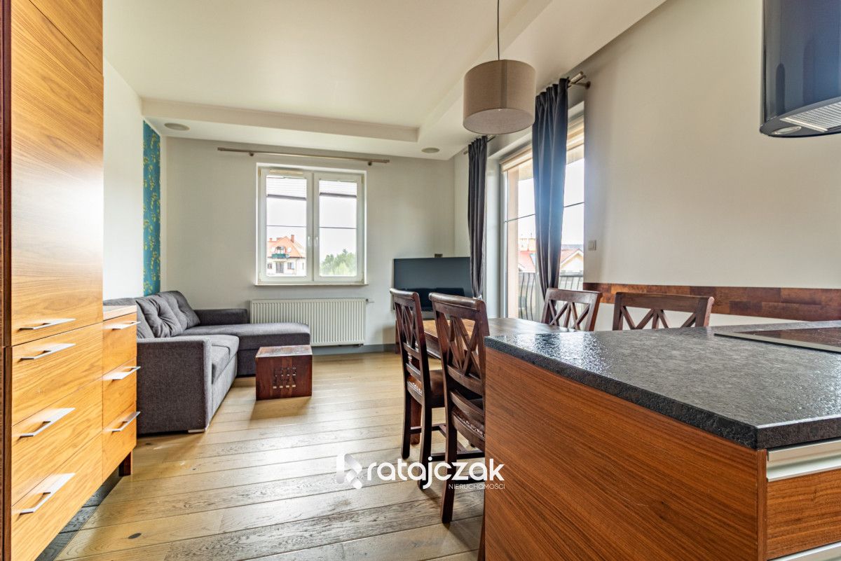 Mieszkanie 3-pokojowe Straszyn, ul. Saturna. Zdjęcie 3