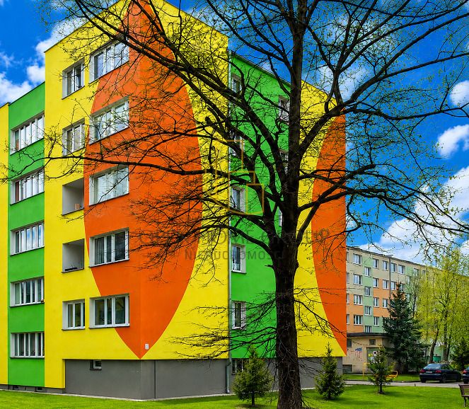 Mieszkanie 3-pokojowe Jelenia Góra Zabobrze, ul. Ludomira Różyckiego. Zdjęcie 1