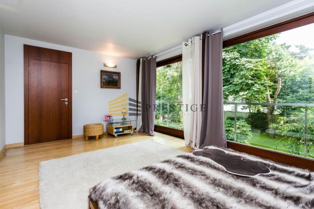 dom wolnostojący, 6 pokoi Konstancin-Jeziorna, ul. Potulickich. Zdjęcie 8