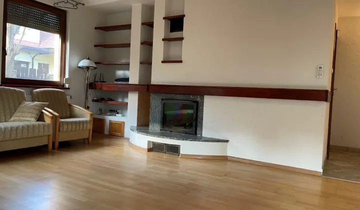 dom szeregowy, 6 pokoi Bielany Wrocławskie, ul. Akacjowa