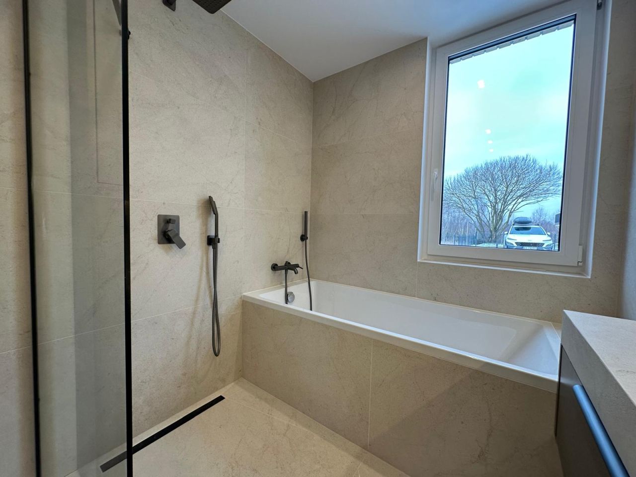 Mieszkanie 4-pokojowe Bibice, ul. Graniczna. Zdjęcie 6