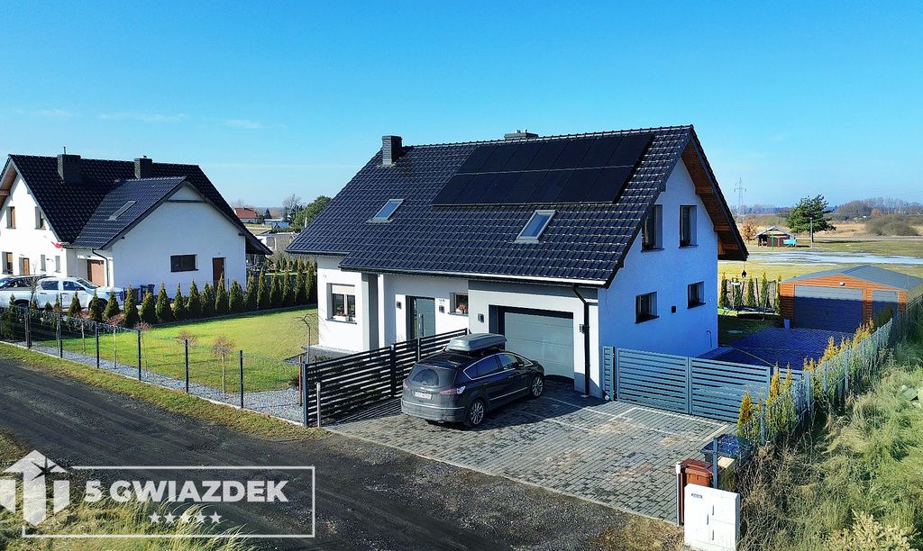 dom wolnostojący, 5 pokoi Szczecinek. Zdjęcie 2