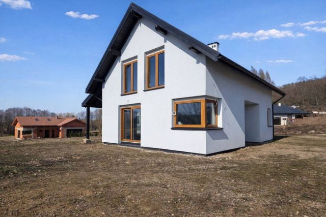 dom wolnostojący, 5 pokoi Sanok Olchowce, ul. Słowicza. Zdjęcie 9