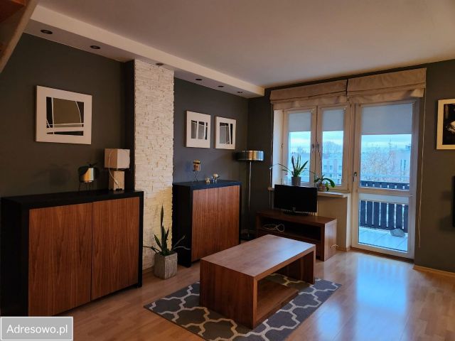 Mieszkanie 4-pokojowe Toruń Koniuchy, ul. Kozacka. Zdjęcie 1