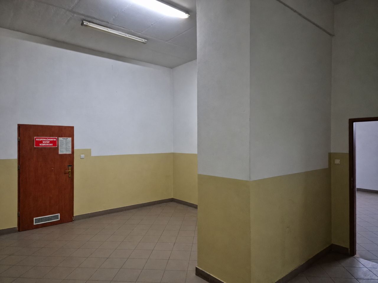 Hala/magazyn Gorlice Glinik Mariampolski, ul. Fryderyka Chopina. Zdjęcie 10