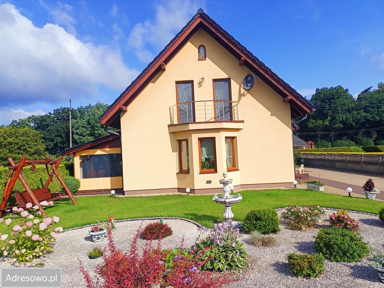 dom wolnostojący, 8 pokoi Ligota, ul. Mała. Zdjęcie 17