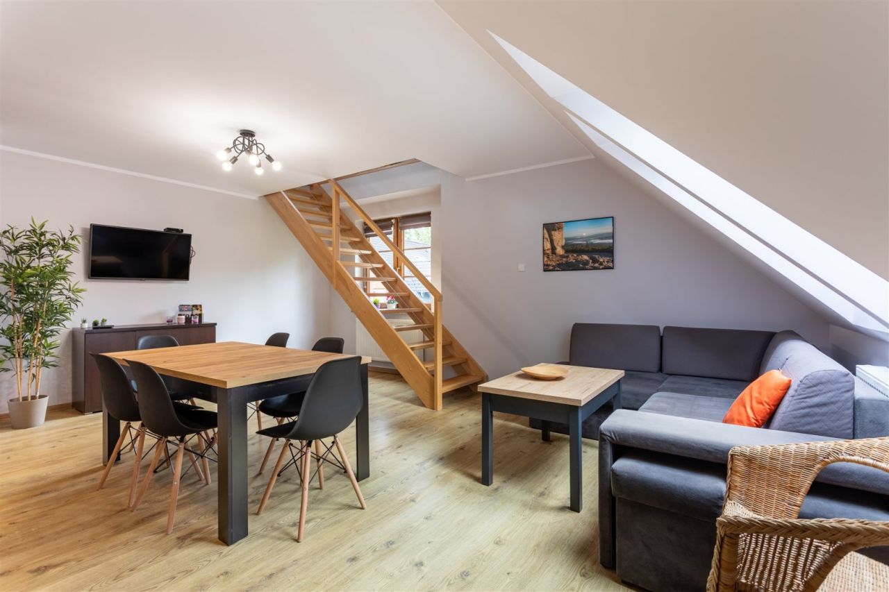 Mieszkanie 3-pokojowe Karpacz. Zdjęcie 4